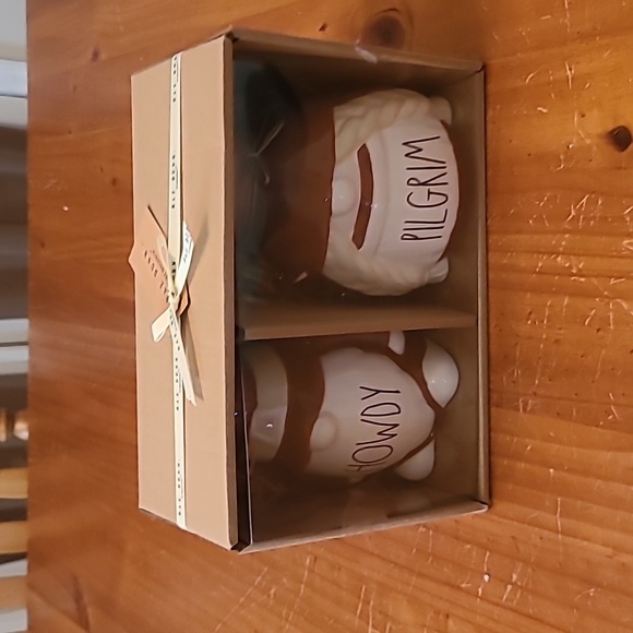 Rae Dunn knomes.  Howdy Pilgram - Picture 4 of 5